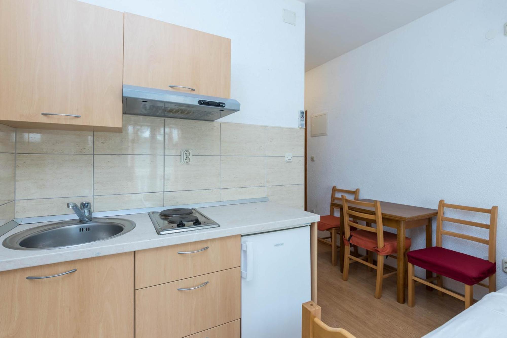 Apartments Cipetic Kastela Exterior photo