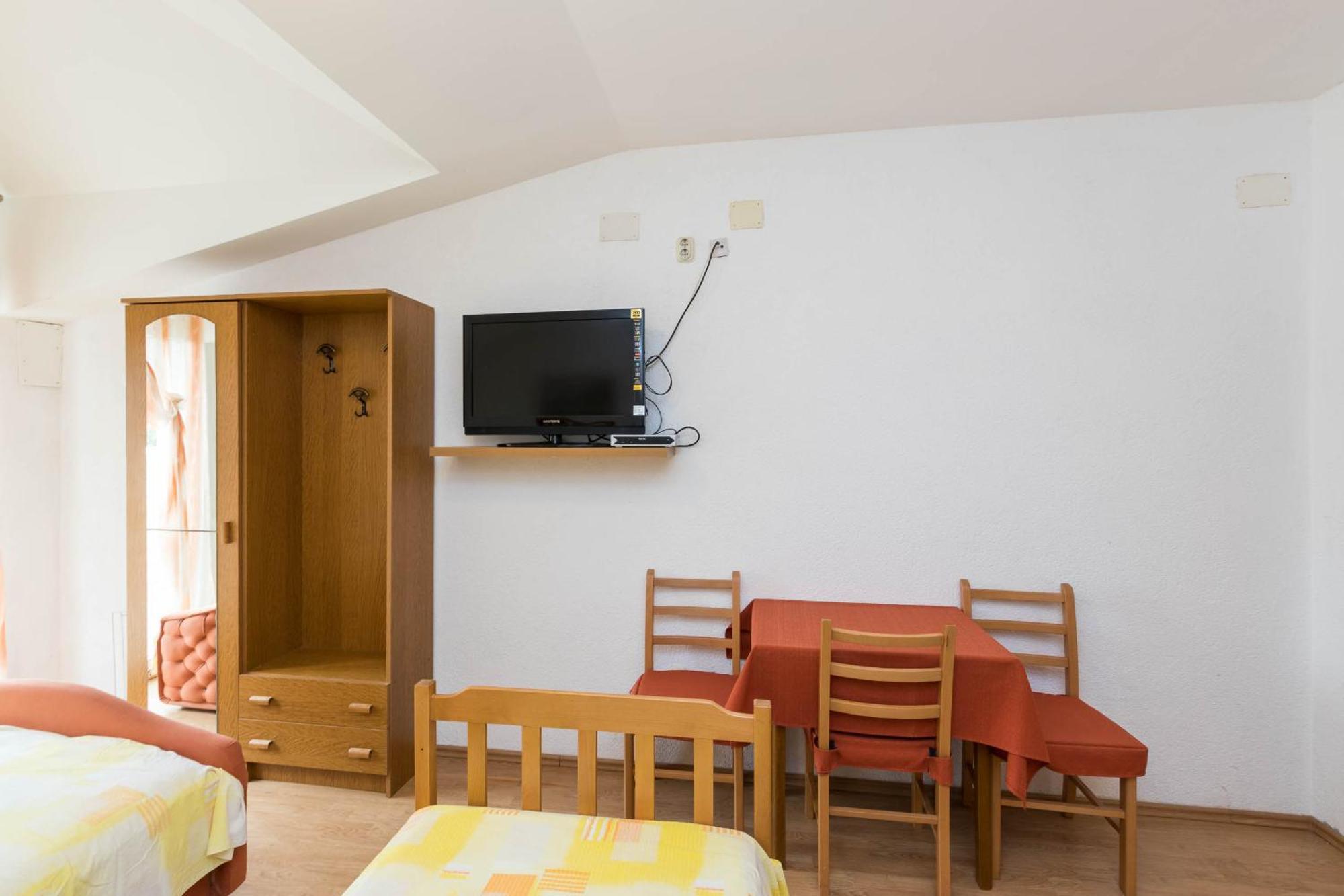 Apartments Cipetic Kastela Exterior photo