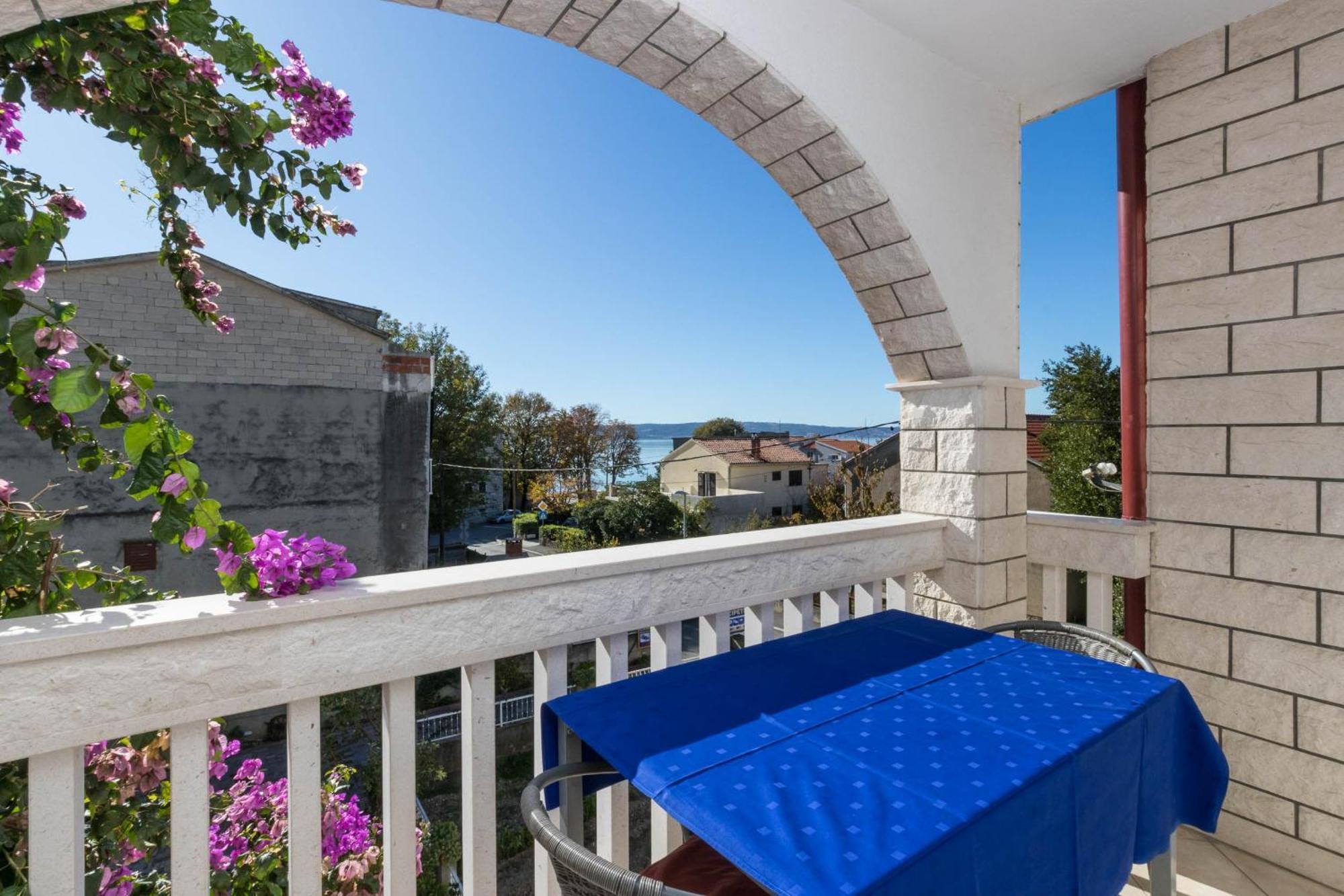 Apartments Cipetic Kastela Exterior photo