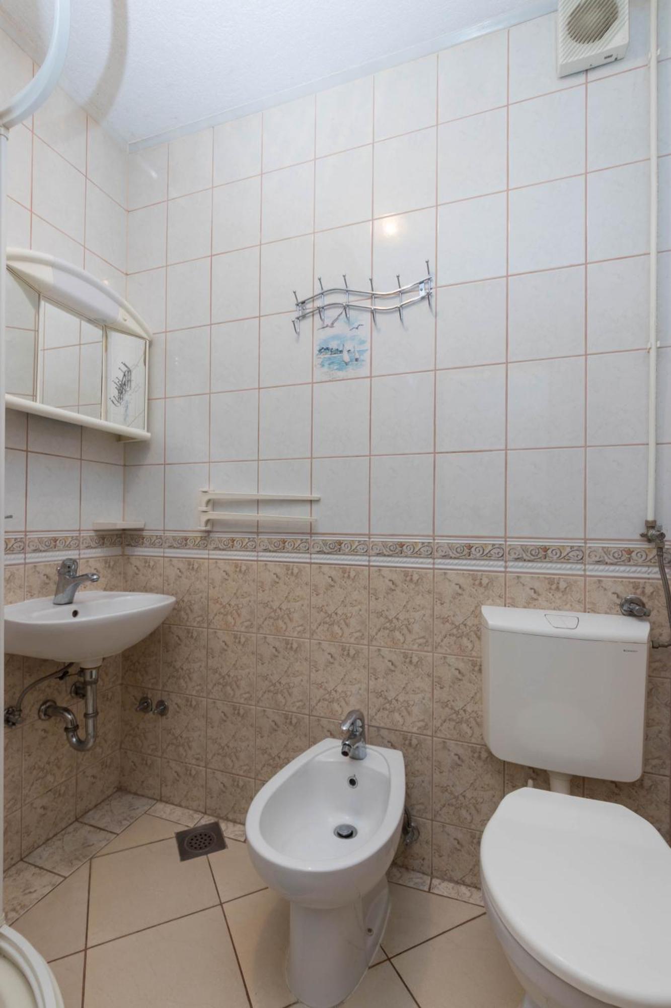 Apartments Cipetic Kastela Exterior photo